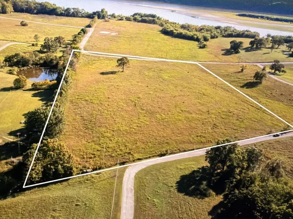 E 198th Rd, Wyandotte, OK 74370