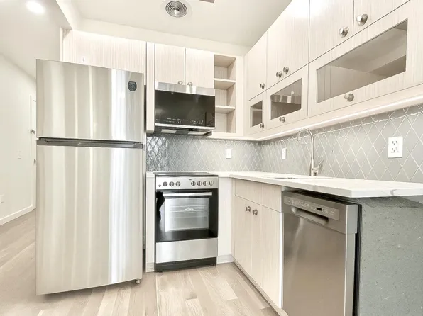 524 West 134th Street image 8 of 21