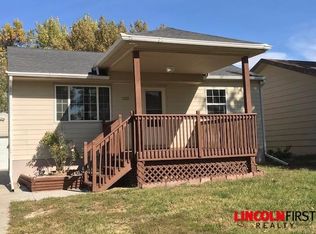 1022 Nelson St, Lincoln, NE 68521