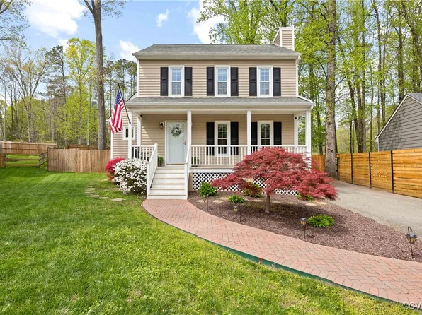 1305 Lockett Ridge Rd, Midlothian, VA 23114