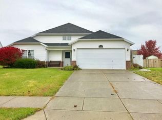 1910 Winfield Park Dr, Greenfield, IN