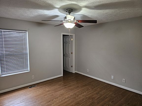 4th image of 529 Tecumseh Trl