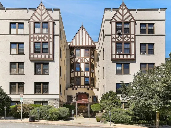 26 Pondfield Road W #3C, Bronxville, NY 10708