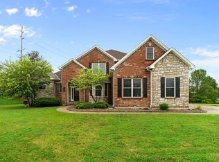 5069 Village Green Dr, Mason, OH 45040