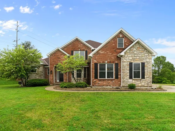 5069 Village Green Dr, Mason, OH 45040
