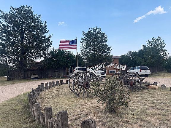 2nd image of 17 Rabbit Ear Rd