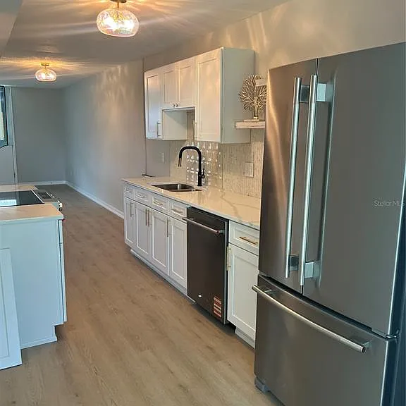 4890 Bay St NE #127 — Photo 9