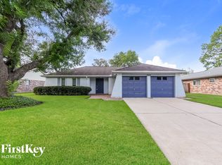 16106 David Glen Dr, Friendswood, TX 77546