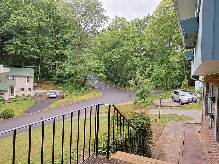 205 Tamassee Dr — Photo 41