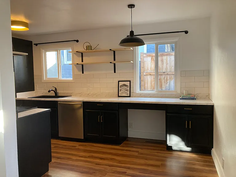 2336 Mathews St #2 — Photo 6