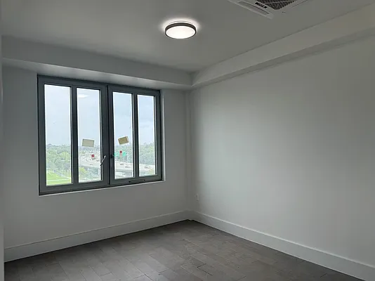 Rented by Tru International Realty Corp | media 5