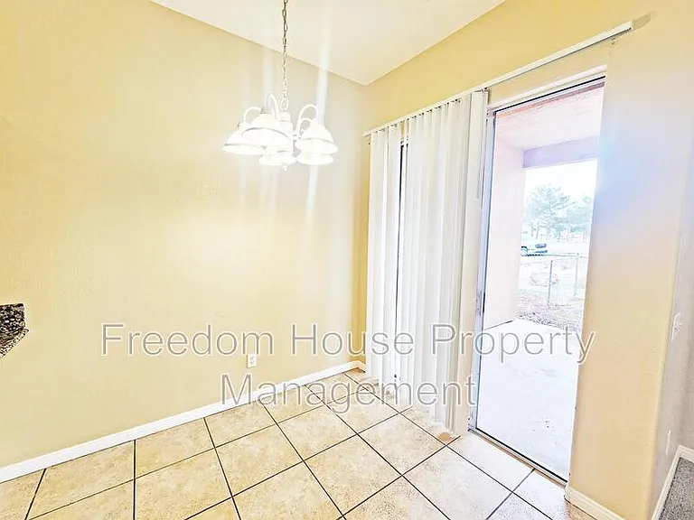 1421 Star Rd #2 — Photo 9
