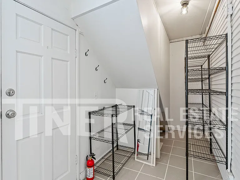 1508 E St — Photo 20