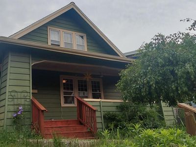 3210 West Madison STREET, Milwaukee, WI, 53215