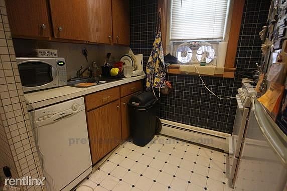 4th image of 1840 Commonwealth Ave APT 5F