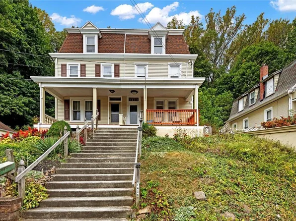 1438 Sesser Ln, Reading, PA 19606