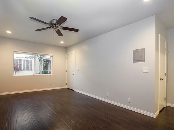 2nd image of 3207 W 73rd St APT 3
