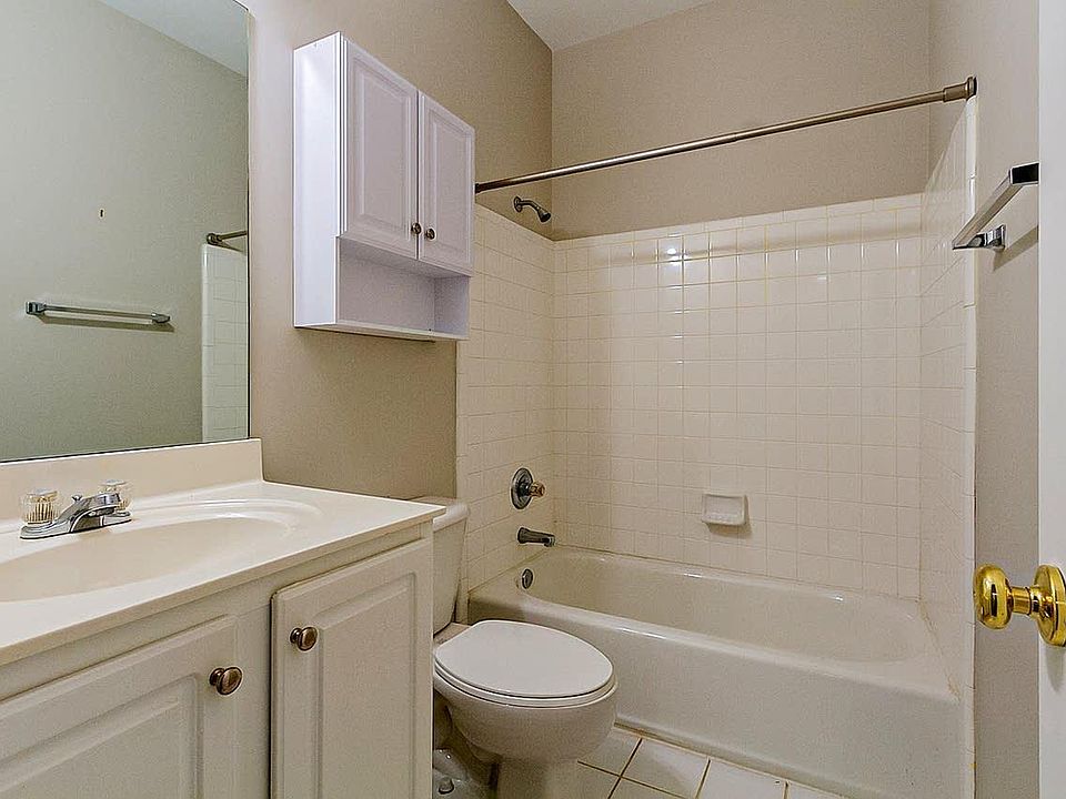 1st image of 1438 Cedar Oaks Blvd