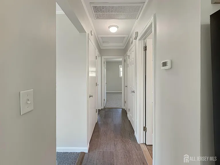 19 S Van Buren Ave — Photo 9