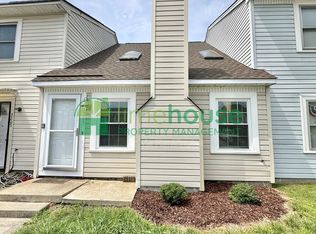 3207 Creekside Dr, Virginia Beach, VA 23453