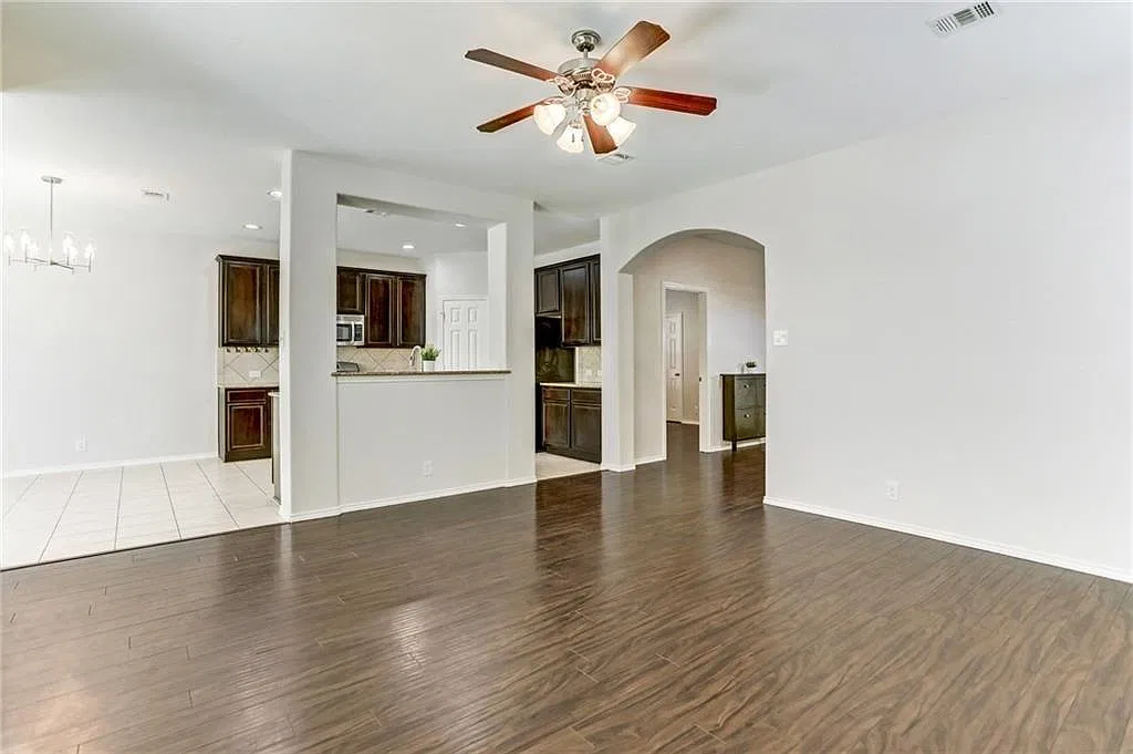 8813 White Ibis Dr — Photo 4