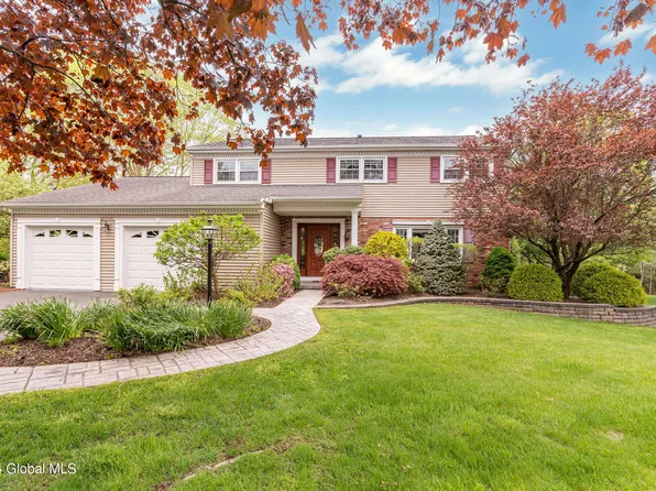 1433 Fox Hollow Road, Niskayuna, NY 12309