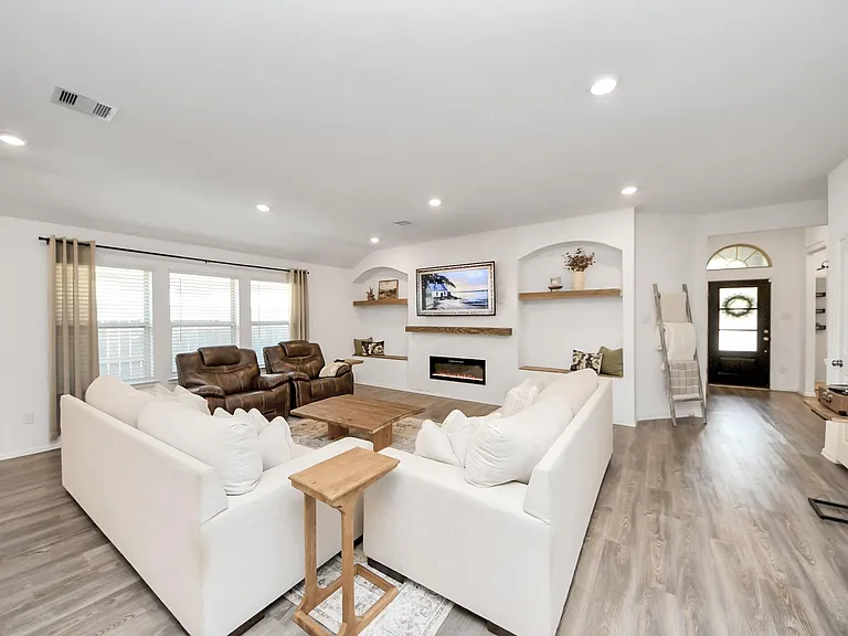 2835 Mistygate Ct — Photo 5
