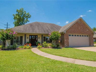 6024 Toria Dr, Alexandria, LA, 71303