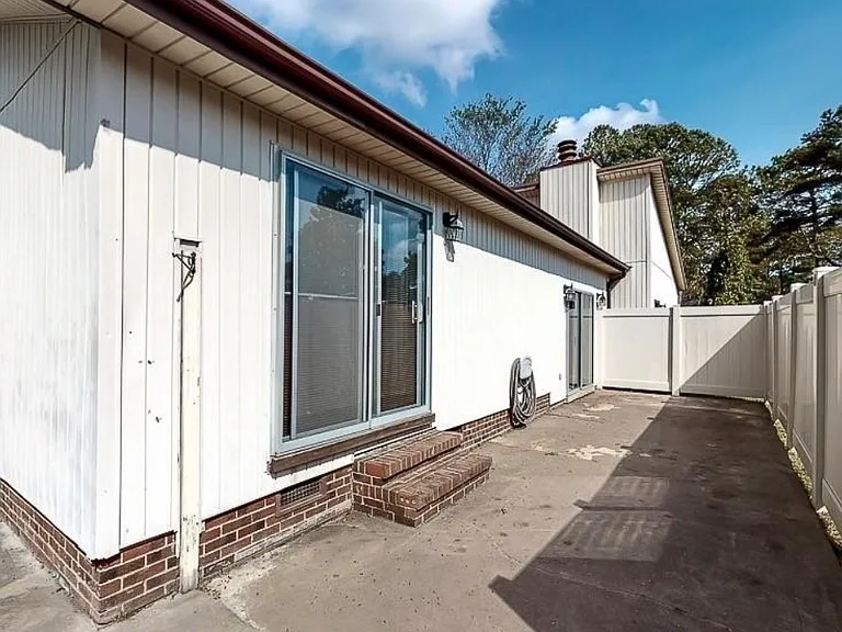 128 Deerfield Dr — Photo 15