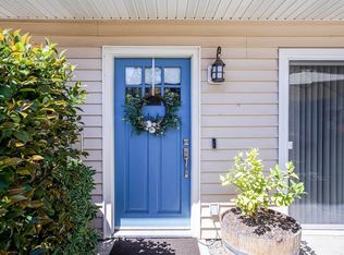 1614 Yardley St, Santa Rosa, CA 95403