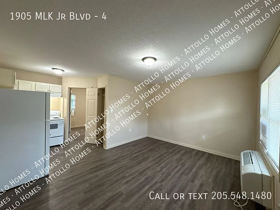 Affordable 1-Bedroom Apartment Near Shopping & Schools — Photo 2