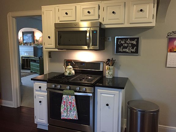 Updated stainless appliances