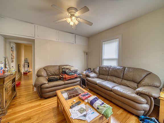 4th image of 16 Elm St APT 2