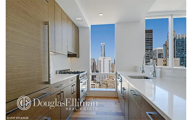 Rented by Douglas Elliman | media 17