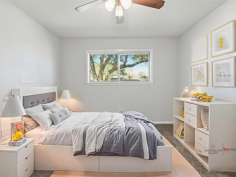 3721 Avenue R — Photo 33