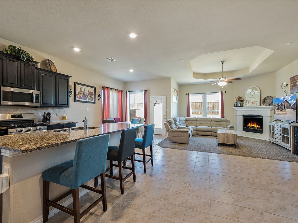 1st image of 2621 Hillrich Dr