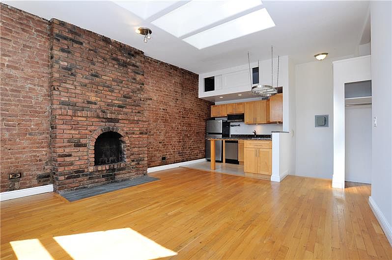 1st image of 184 9th Ave APT 3B