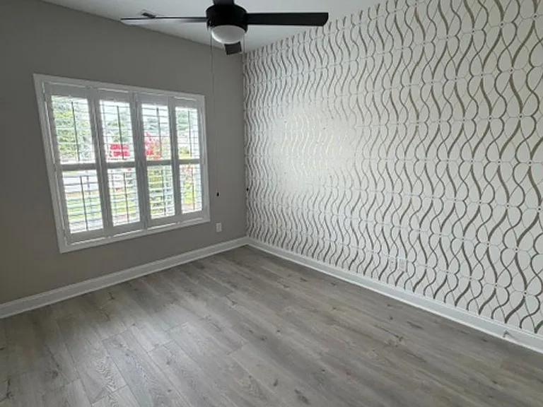 311 Oak Pointe Cir E — Photo 14