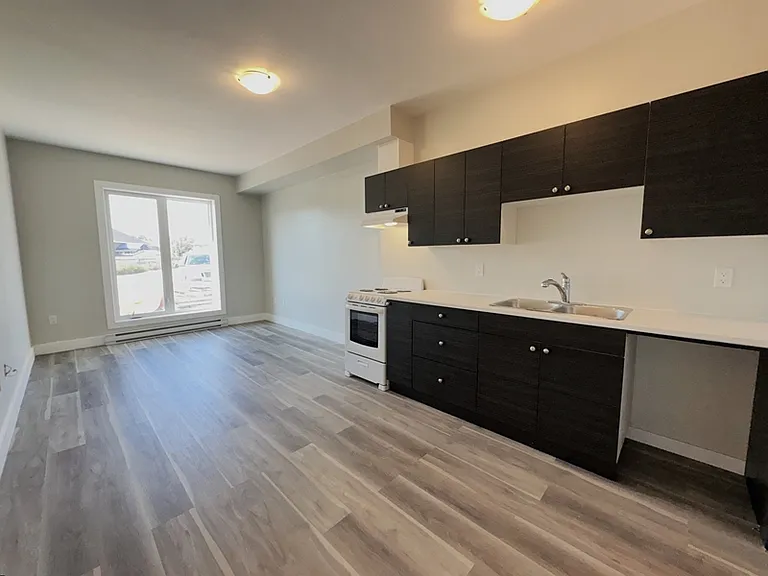 61 Thompsons Rd W #201 — Photo 7