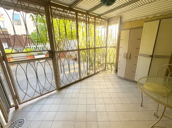 361 Humboldt Street image 2 of 9