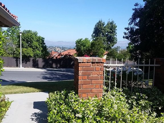 4th image of 3974 Anastasia Dr
