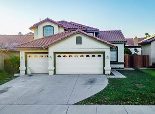 3051 Manchester Cir, Corona, CA 92879
