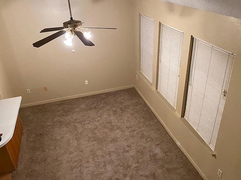 189 Smallwood Ln — Photo 17