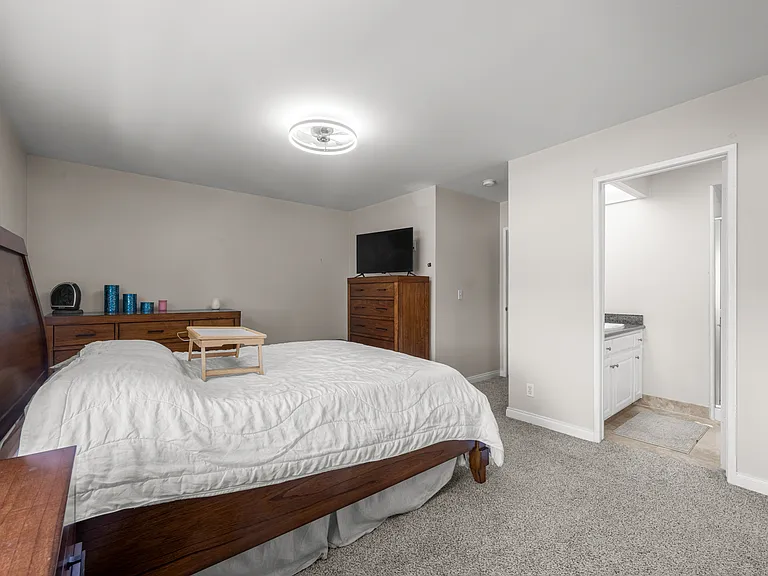 28020 Ridgecove Ct N — Photo 16