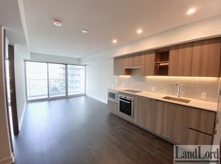 17 Bathurst St #1011, Toronto, ON