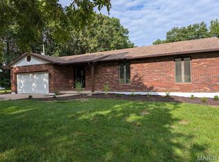 542 Highway O, Cuba, MO 65453