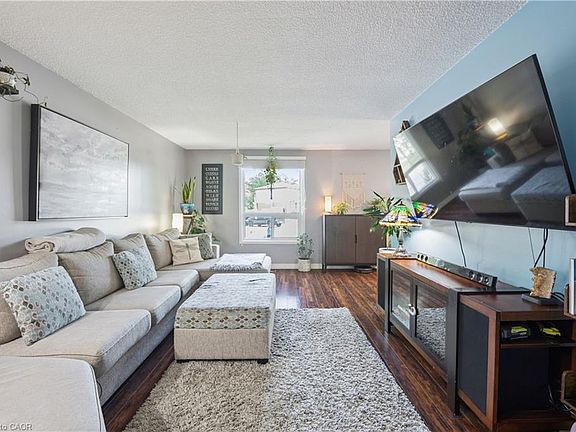 5th image of 45 Hopewell Cres