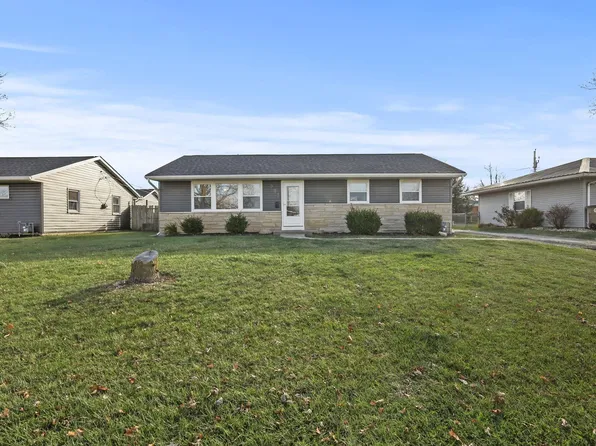 705 Lawn St, Winchester, IN 47394