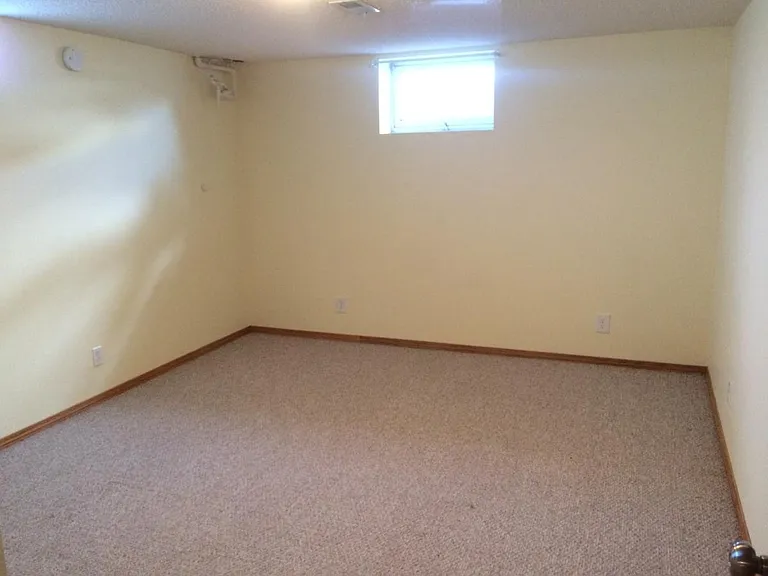 LL bedroom 4