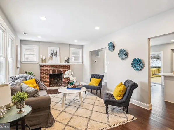 10 Hillside Rd, Baltimore, MD 21228